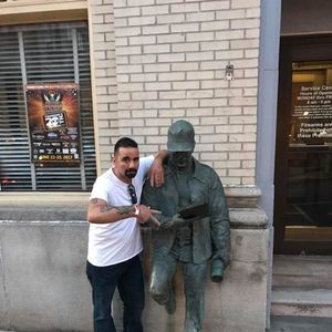 Meet your Posher, Eddie